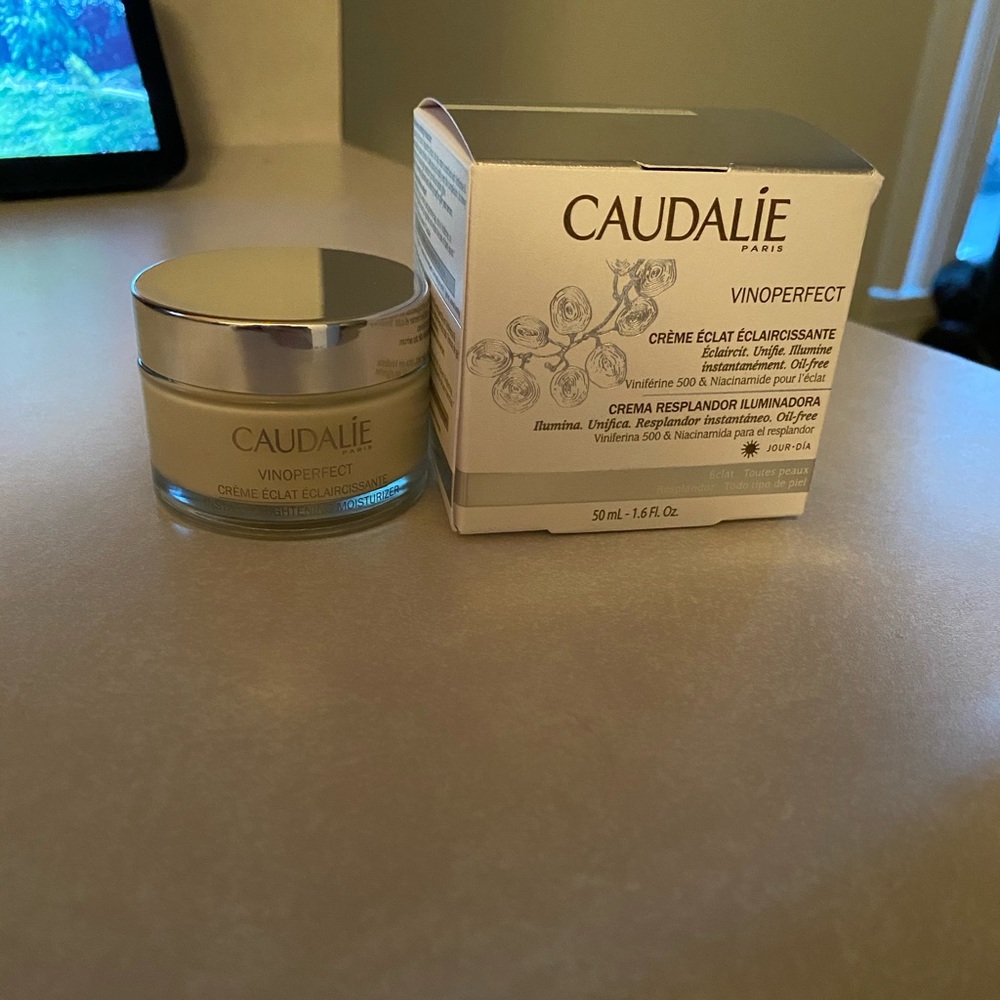 Caudalie brightening moisturizer NWB
